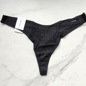 NWT CALVIN KLEIN RIBBED THONG PANTY IN CK BLACK SIZE EXTRA LARGE